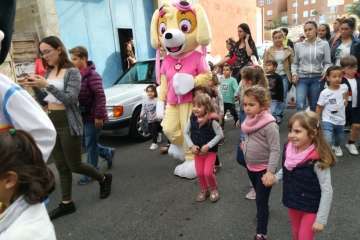 Pasacalles anunciador y pregón de las fiestas de El Calero 2018 (Foto TA, F,J. Santana y Antonio Alí)